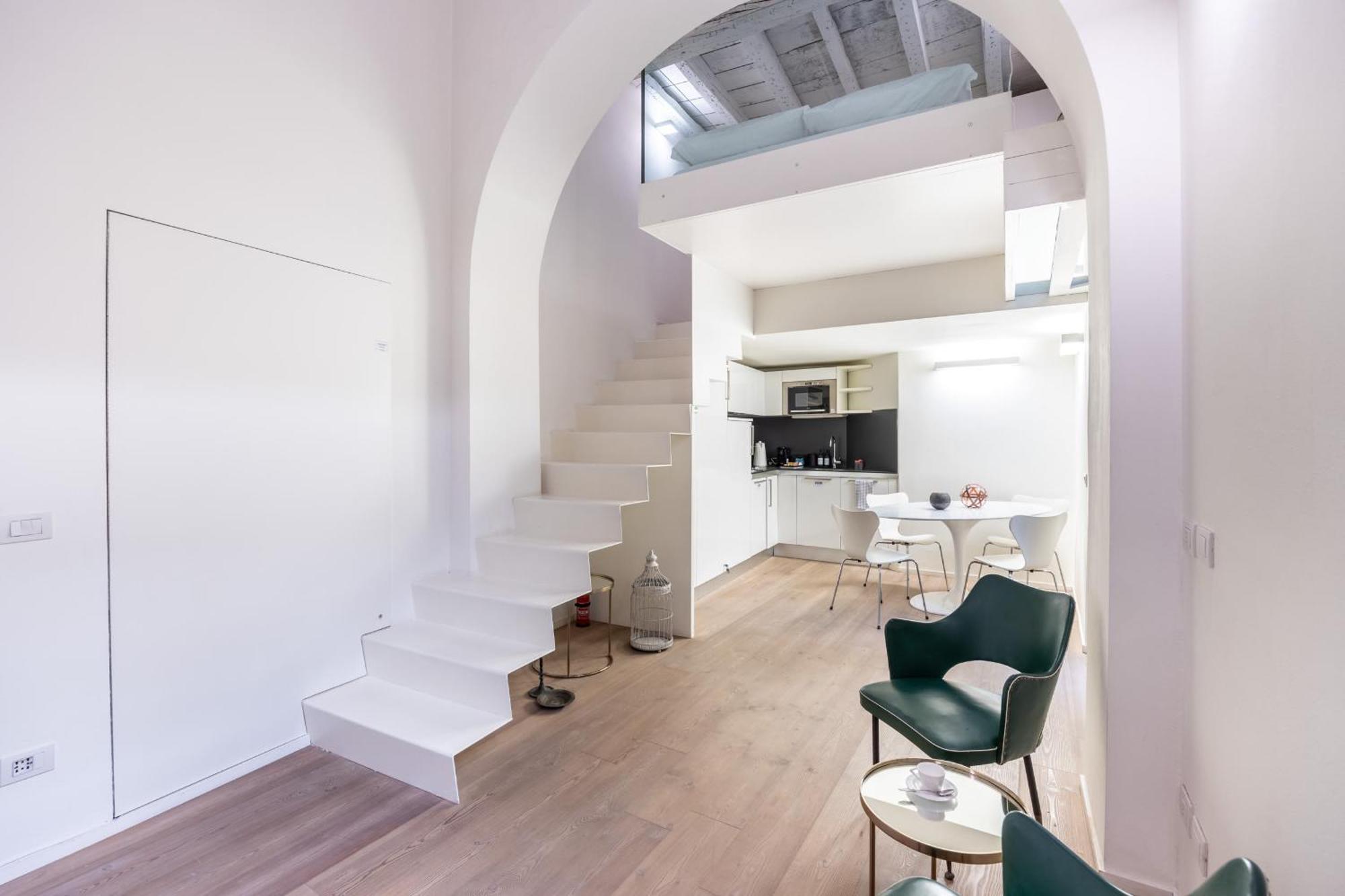 Apartamento Luxury Duplex Flat With Sauna Few Steps From Duomo Milán
